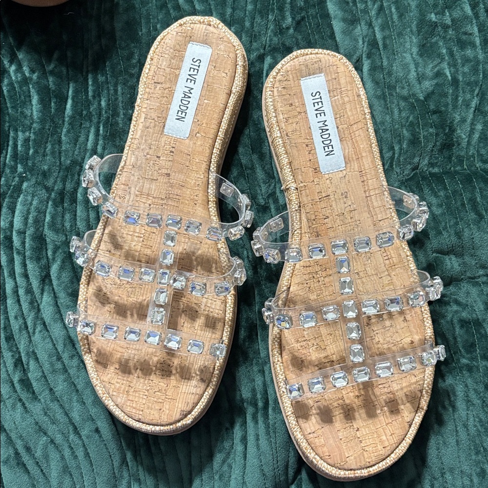 Steve Madden Tan Sandals with Clear Gems Style Pippen